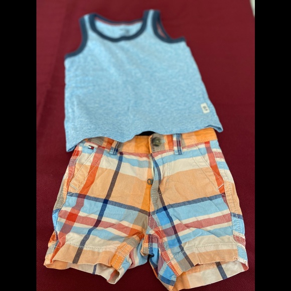 Outfit - Picture 2 of 9